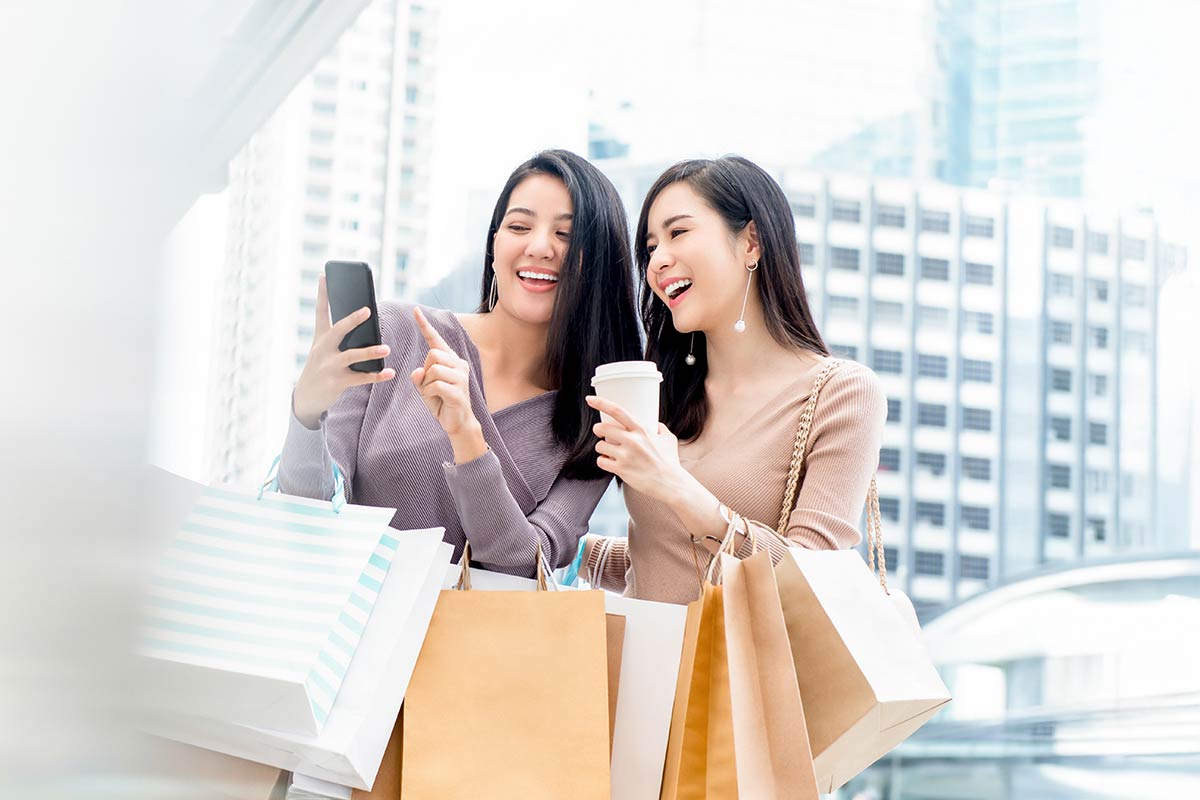 Shoppers' and Eaters' Paradise  - Shama Heda Hangzhou