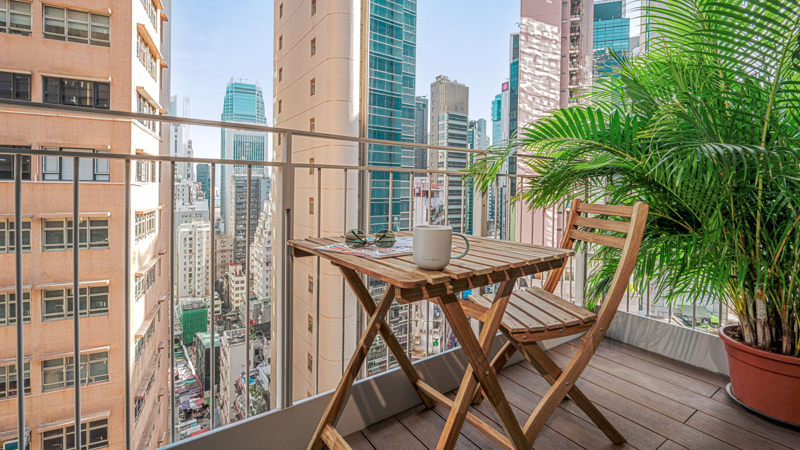 One Bedroom with Balcony - Balcony - Shama Hollywood Hong Kong