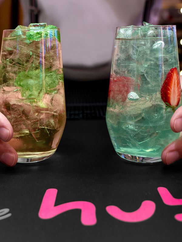 Relaxing Dining Retreat