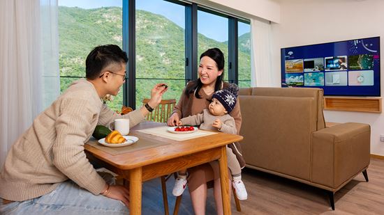 One Bedroom Mountain View - Lifestyle One Bedroom Mountain View - Lifestyle