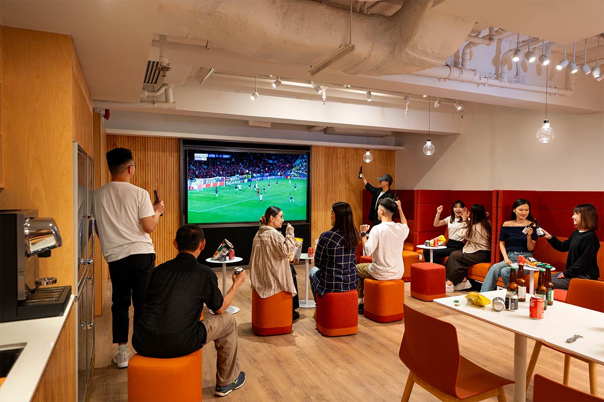 Bringing People Together  - Shama Hub Metro South Hong Kong