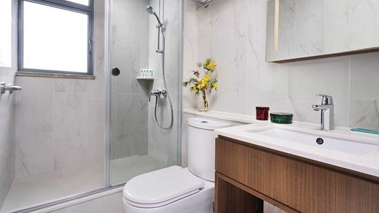 One Bedroom with Balcony - Bathroom One Bedroom with Balcony - Bathroom