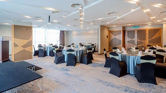 Shama Suasana Johor Bahru - Meeting Room Amber Shama Suasana Johor Bahru - Meeting Room Amber