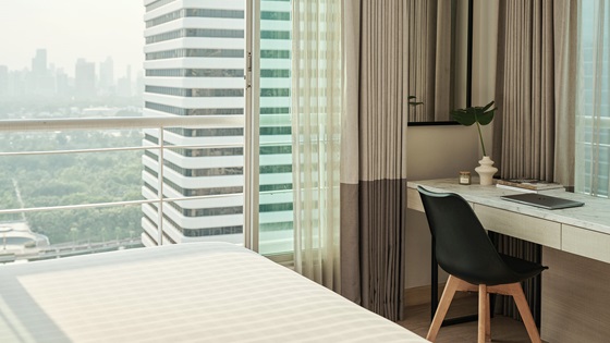 One Bedroom Lakeview - Working Corner - Shama Lakeview Asoke Bangkok