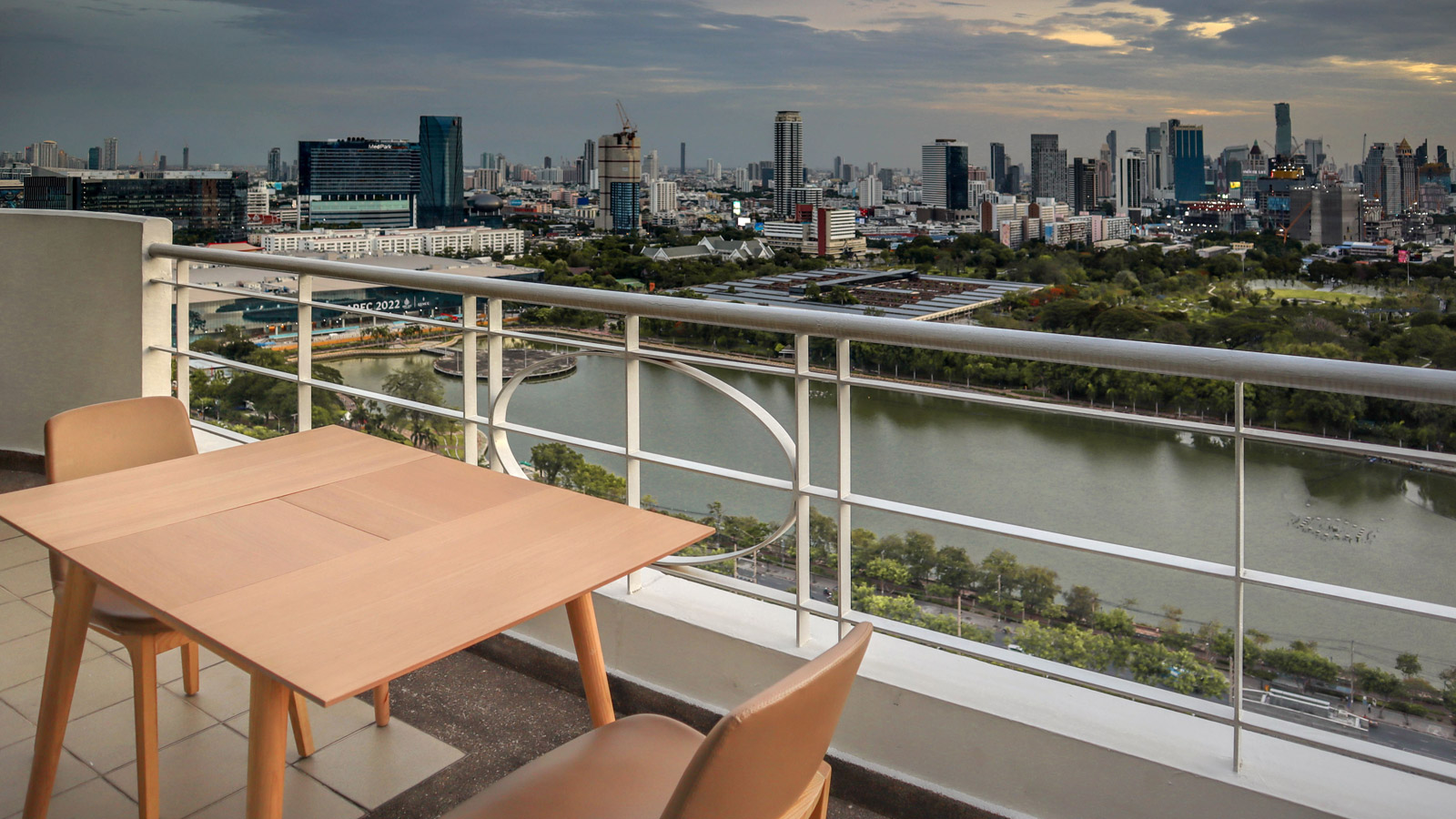 Studio Lakeview - Balcony - Shama Lakeview Asoke Bangkok