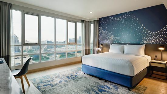 Three Bedroom Panoramic View - Master Bedroom