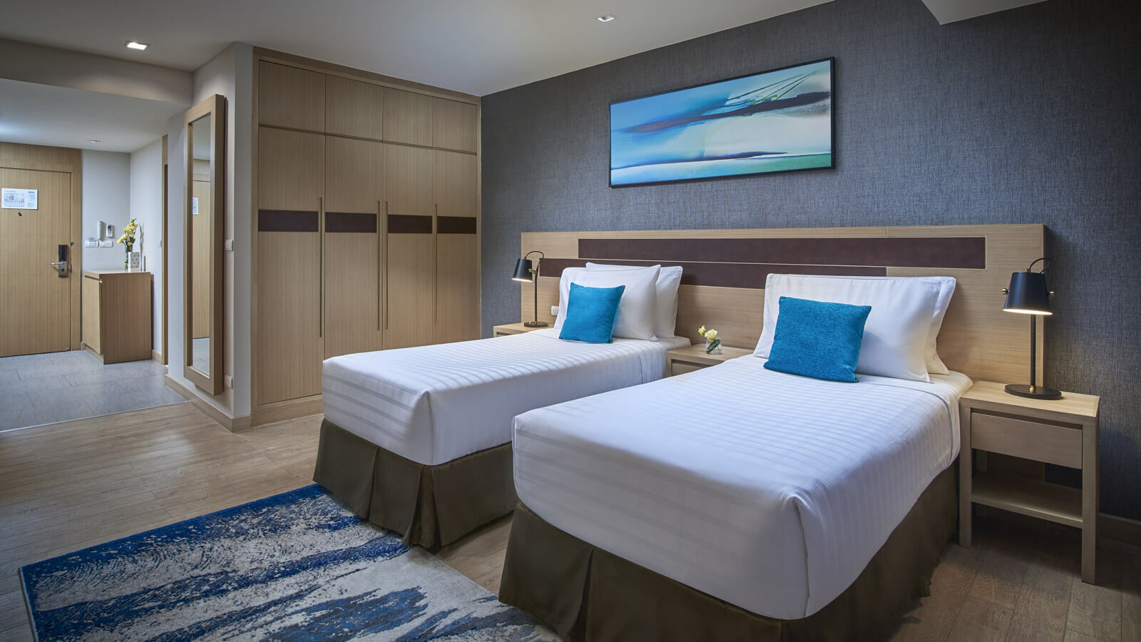 三房單位 - 第三臥室設有兩張單人床 - 曼谷莎瑪阿索克湖景服務式公寓