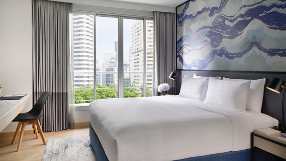 Two Bedroom Deluxe - Master Bedroom - 샤마 레이크뷰 아속 방콕
