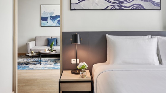 Two Bedroom - Master Bedroom - 샤마 레이크뷰 아속 방콕