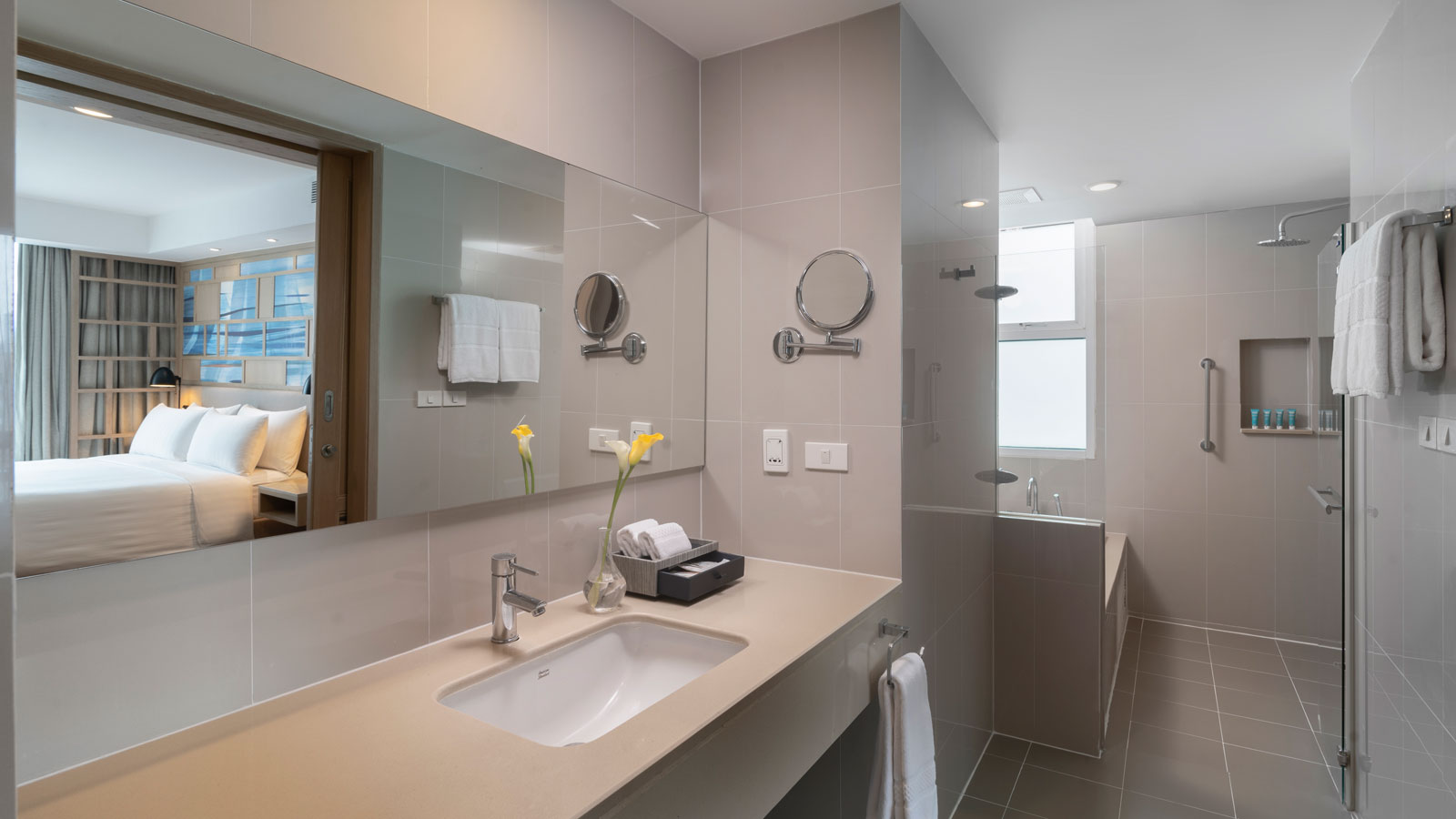 One Bedroom Suite Bathroom -  Shama Petchburi 47 Bangkok - 曼谷碧武里47莎玛服務式公寓