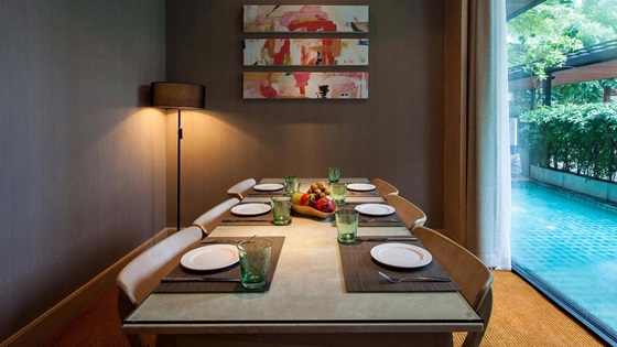 Three Bedroom Suite Dining table -  Shama Petchburi 47 Bangkok - ชามา เพชรบุรี 47 กรุงเทพฯ