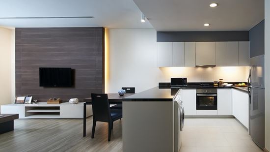 One Bedroom - Kitchenette