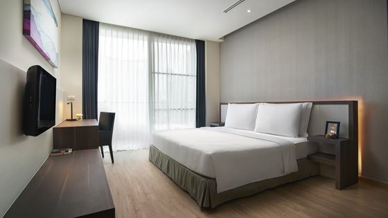 Three Bedroom Deluxe Terrace - Master Bedroom - Shama Sukhumvit Bangkok
