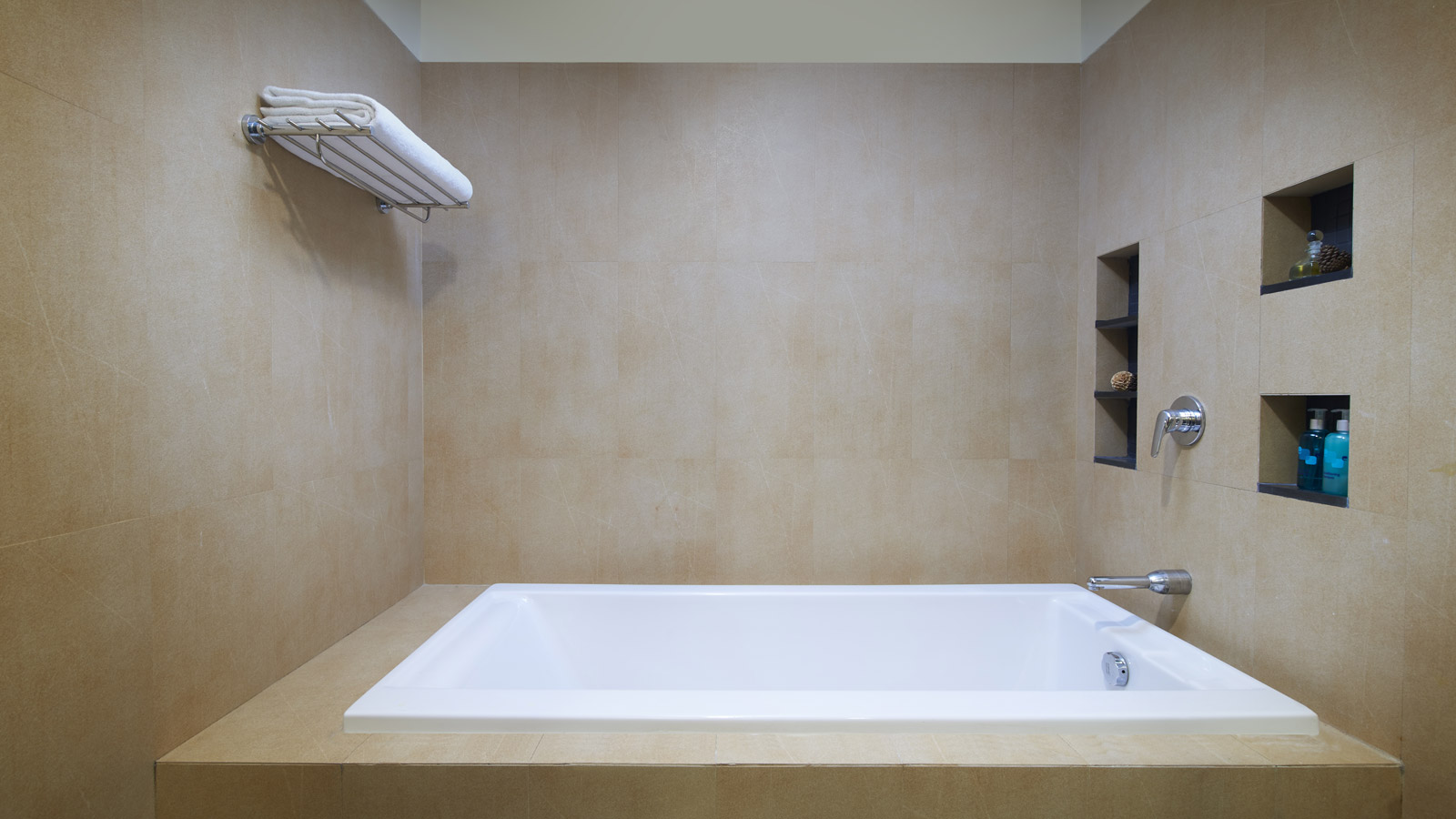 Three Bedroom - Master Bathroom - ชามา สุขุมวิท กรุงเทพฯ