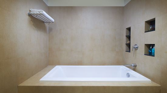 Two Bedroom - Bathtub in master bathroom