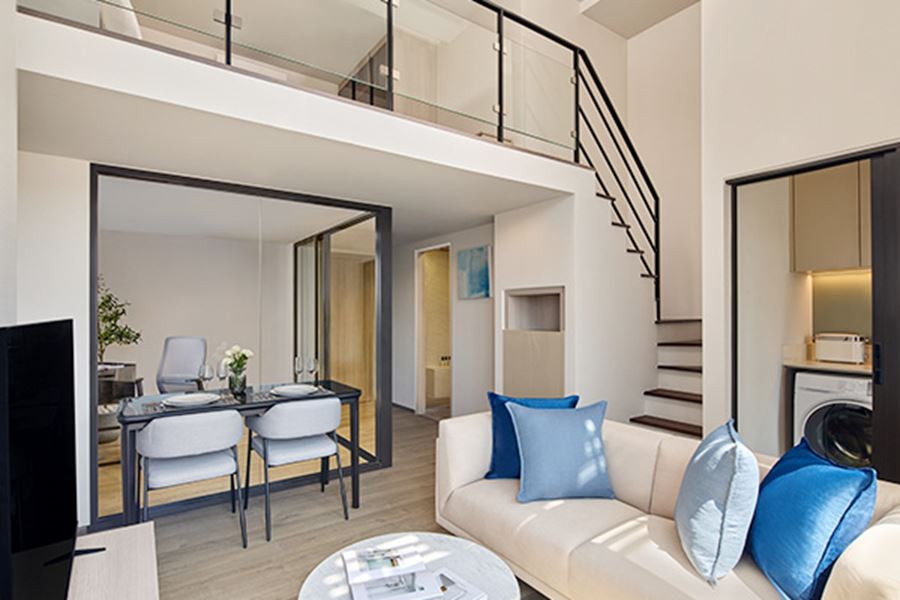 Grand Deluxe One Bedroom Loft - Plus