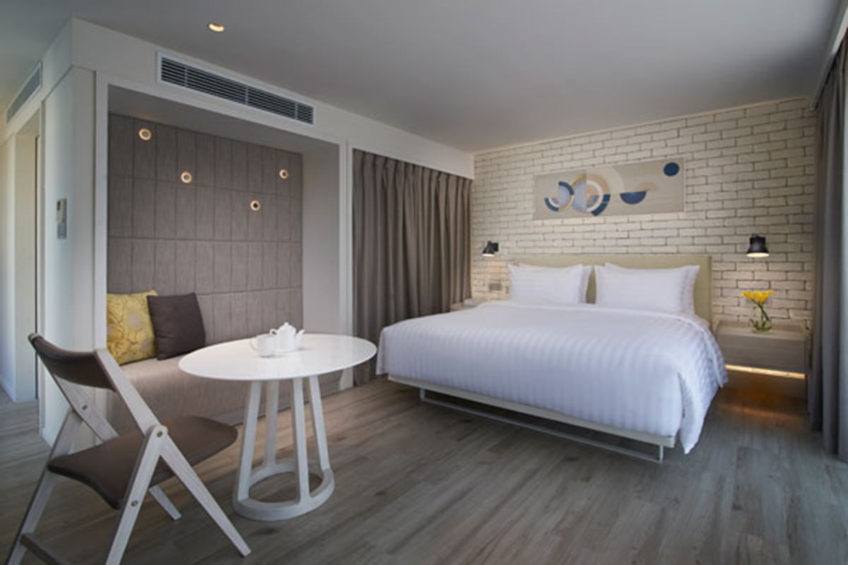 Studio - Shama Yen-Akat Bangkok