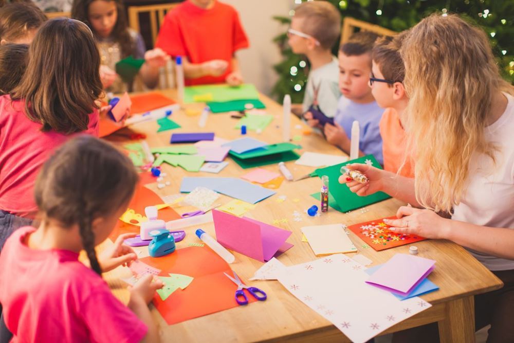 DIY Festive Crafts at Shama Social Club - Shama Yen-Akat Bangkok DIY Festive Crafts at Shama Social Club - Shama Yen-Akat Bangkok